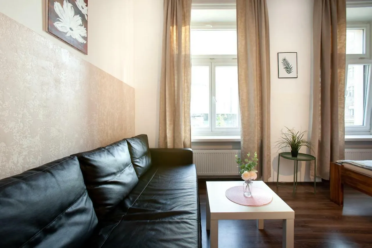 Wow Wow Apartment Prague 0*,