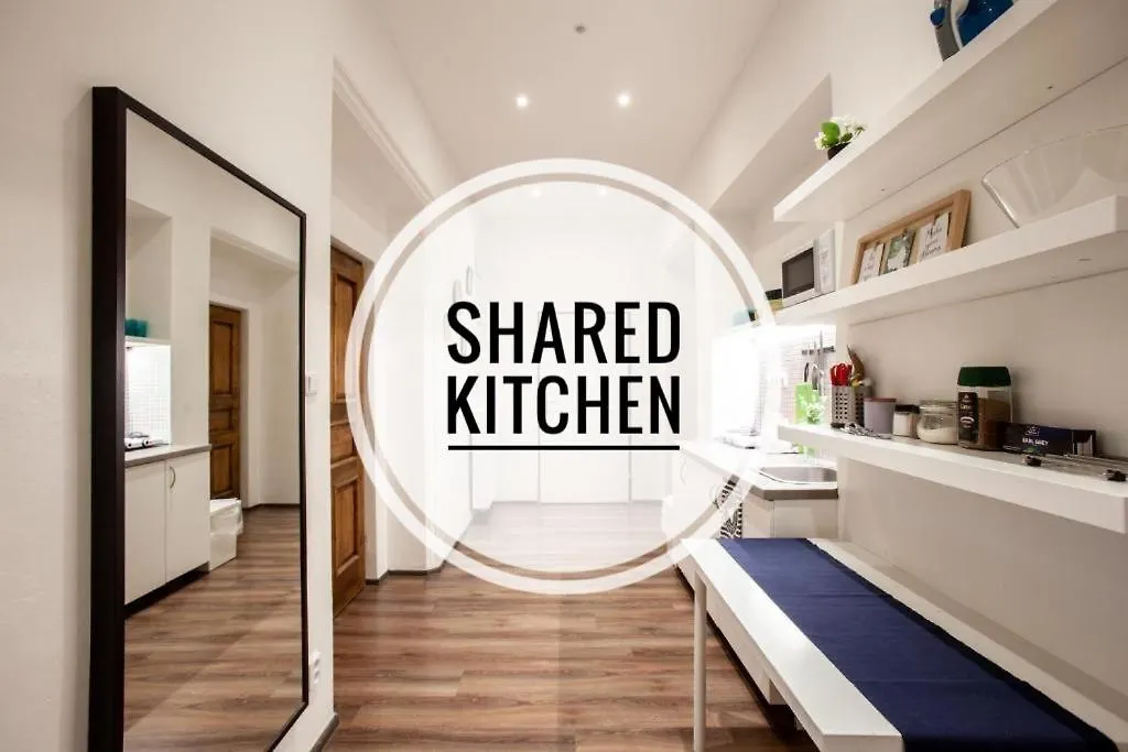 Wow Wow Apartment Прага Чехия