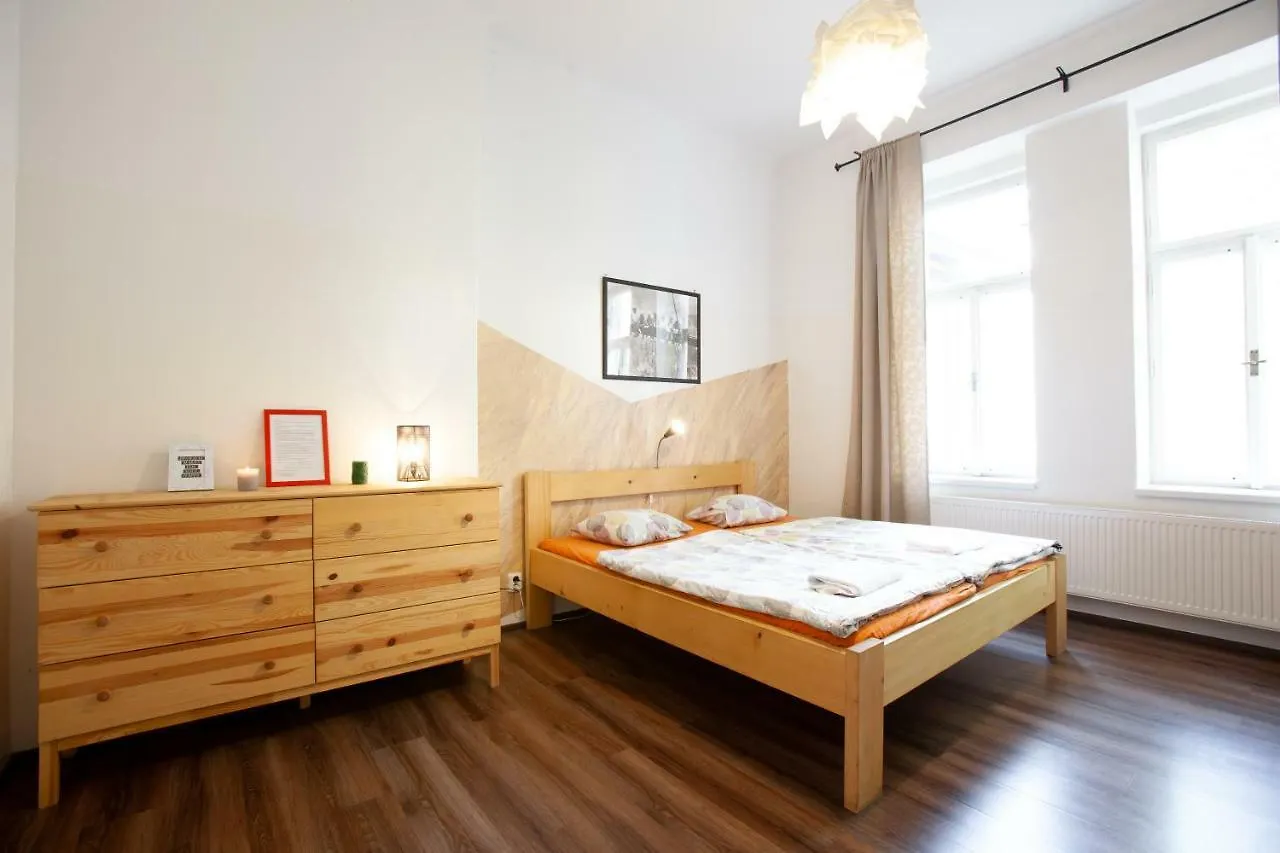 Wow Wow Apartment Прага 0*,  Чехия