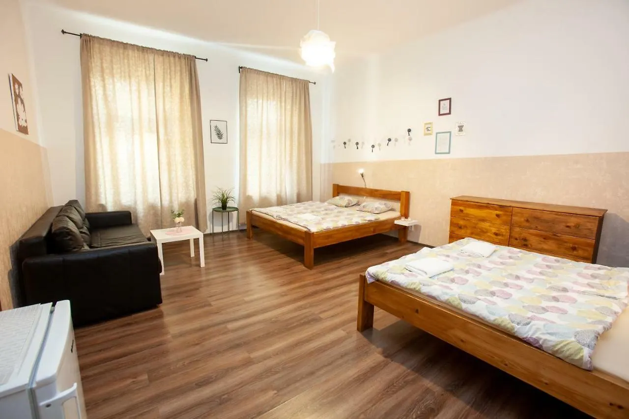 Wow Wow Apartment Прага Чехия