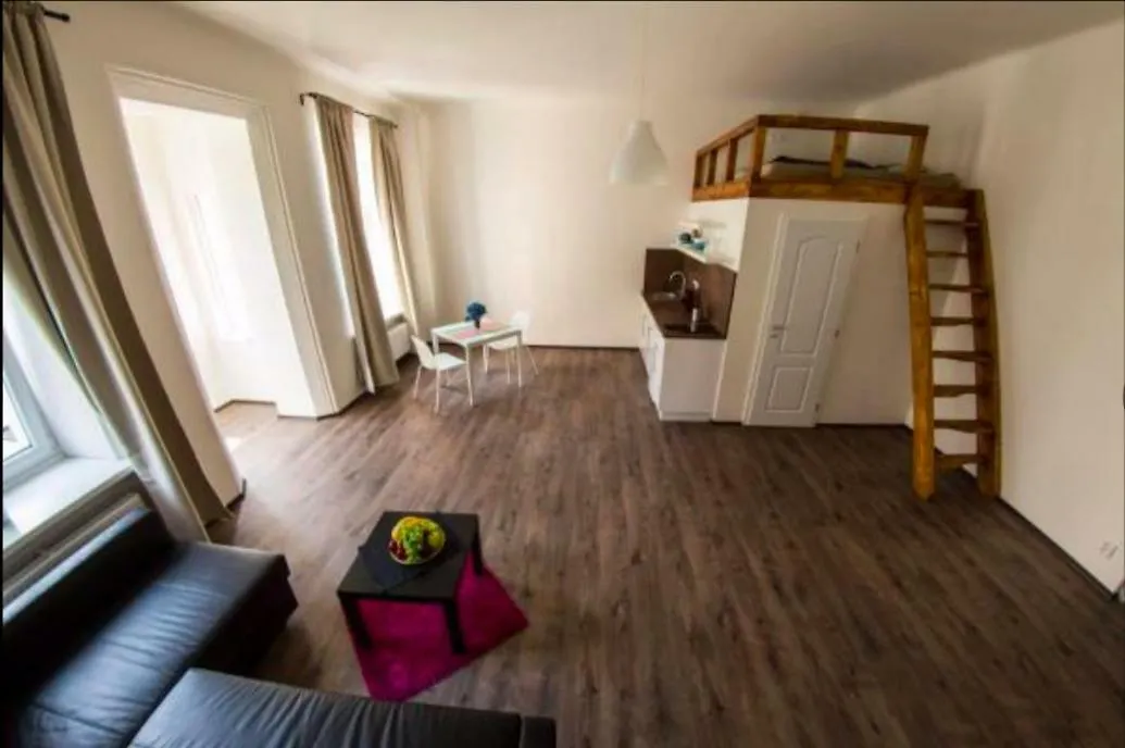 Wow Wow Apartment Praag